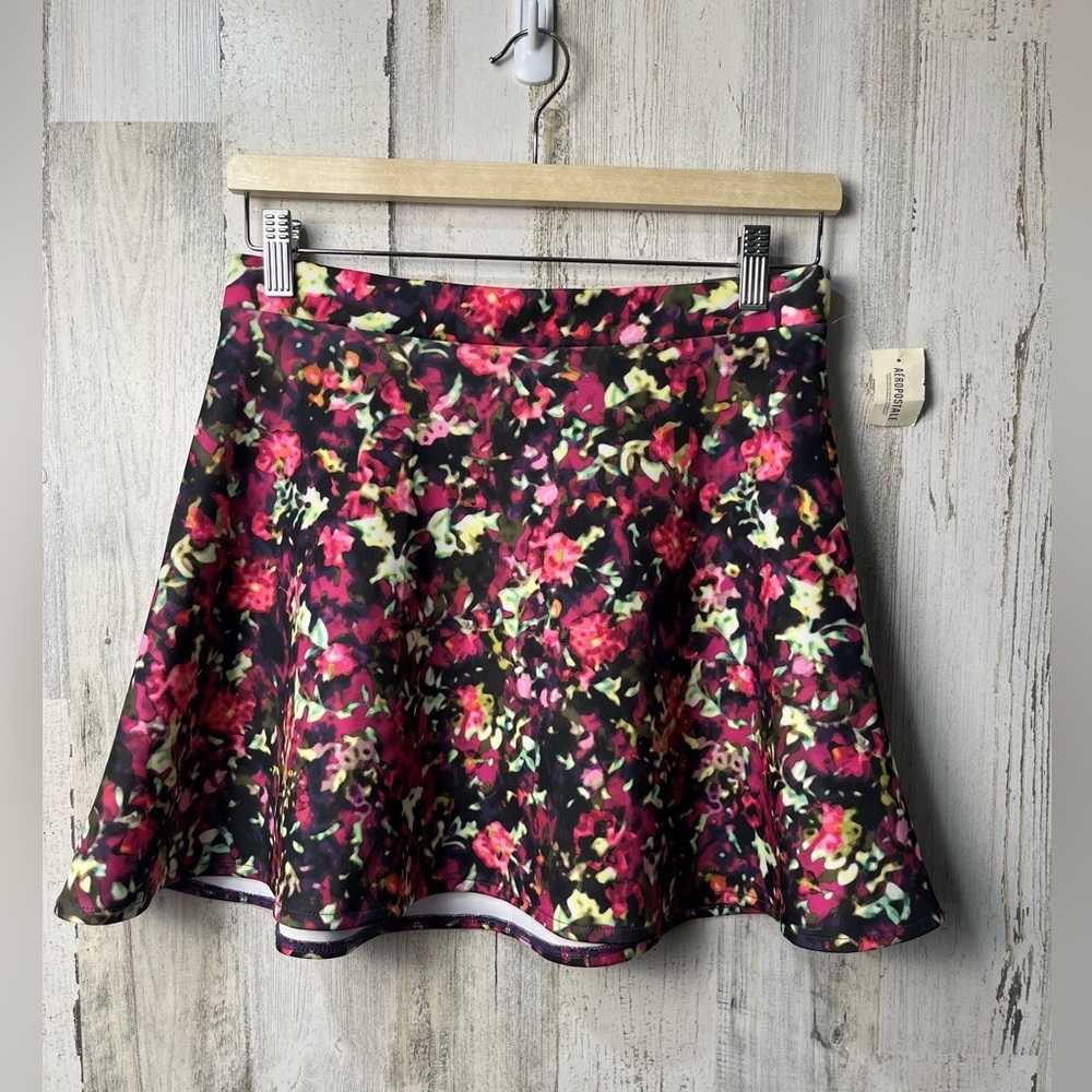 Aeropostale NWT Black & Pink Floral Skater Mini Skirt size medium